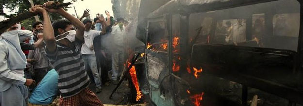 Burning bus - Conflict in Kashmir