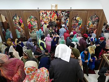 Magnus Marsden address congregation of Afghan Sikhs in Southall