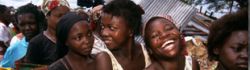 Waiting in line at a food distribution centre, Mozambique. Credit: Heldur Netocny/Panos