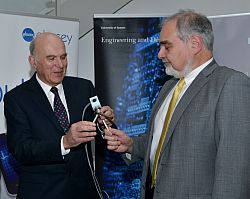 Prof Robert Prance an dDr Vince Cable MP at the Sussex Innovation Centre