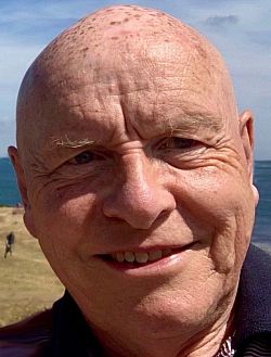 Professor Dai Hounsell