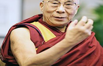 Image of the Dalai Lama looking ahead