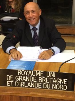 Professor Ivor Gaber representing the UK at a UN summit