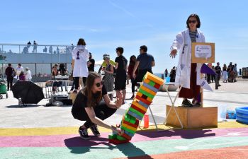 A Soapbox Science demonstration on Brighton seafront