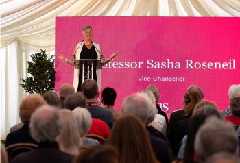 VC addresses attendees of 60th reunion weekend