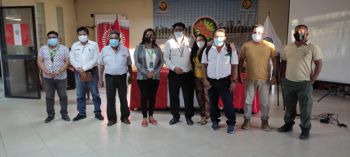 Edgar Monsin and Marlly Rios Rojas with representatives of Upper Amazon Conservancy, the Ministries of Agriculture and Culture and SERNANP in Pucallpa in 2021.