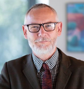 A photo of Professor Simon Thompson