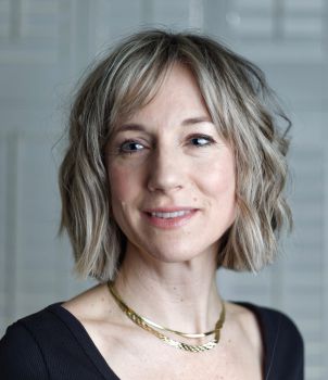 Professor Kristi Langhoff