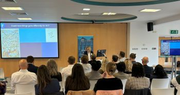 Dr Lara Bianchi delivers the keynote speech