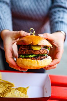 A mouth-watering vegan burger that definitely looks like a meat alternative