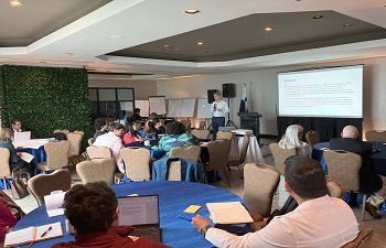 Dr Matias Ramirez takes questions from attendees