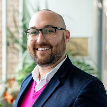 Dr Luke Yates