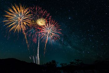 Colour fireworks