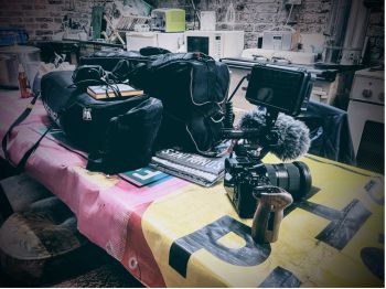 women back to the land image