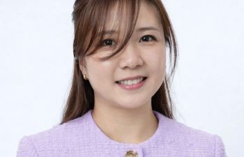 A head shoulder photo of Mathematics PhD student Karrie Liu