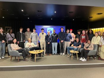 Students at Bruegel visit