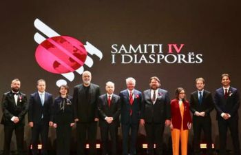 Group of awardees with the President and the Prime Minister of Albania