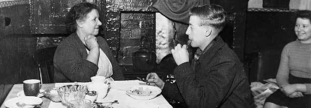 People in the cafe  - 1940s