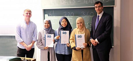 BDAC Best Decision Making Dashboard Design Left to right: Student rep Giles Crisp, Nor Atiqah Binti Bedu, Syaza Athirah Binti Zulkiflee, Putri Natasya Balqis Binti Nazmi, Steve McGuire