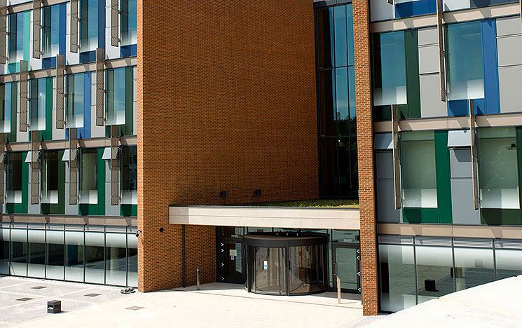 The entrance of the Jubilee building from afar