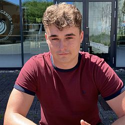 Recent graduate Toby Dart portrait photo
