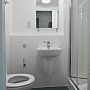 East Slope en-suite bathroom