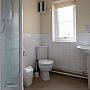 Lewes Court studio bathroom