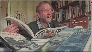 Picture of Paul Thompson (1997) taken by Nigel Brown for newspaper article 'Professor behind £4m memory brainchild'
