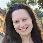 Johanna Senk headshot
