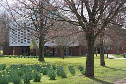 Image of the campus at Meeting House