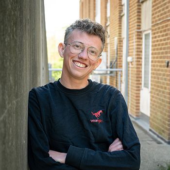 Dr Avey Nelson headshot
