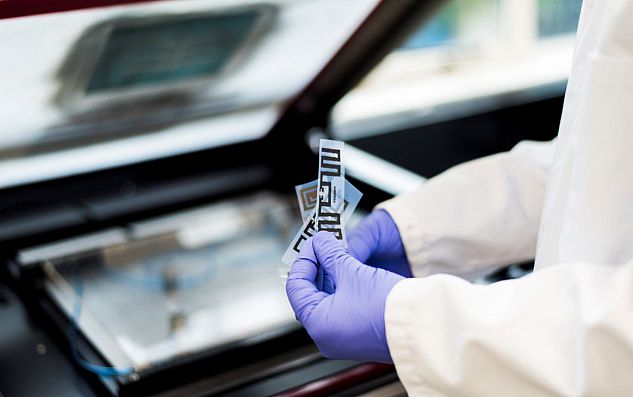 Screen printed RFID antennae