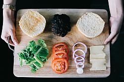 Image of a plate of vegetables and grains
