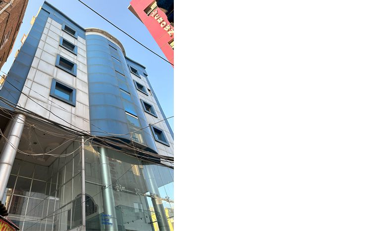 Guru Gobind Singh NRI Yatri Sarai for pilgrims built with donations from British gurdwaras
