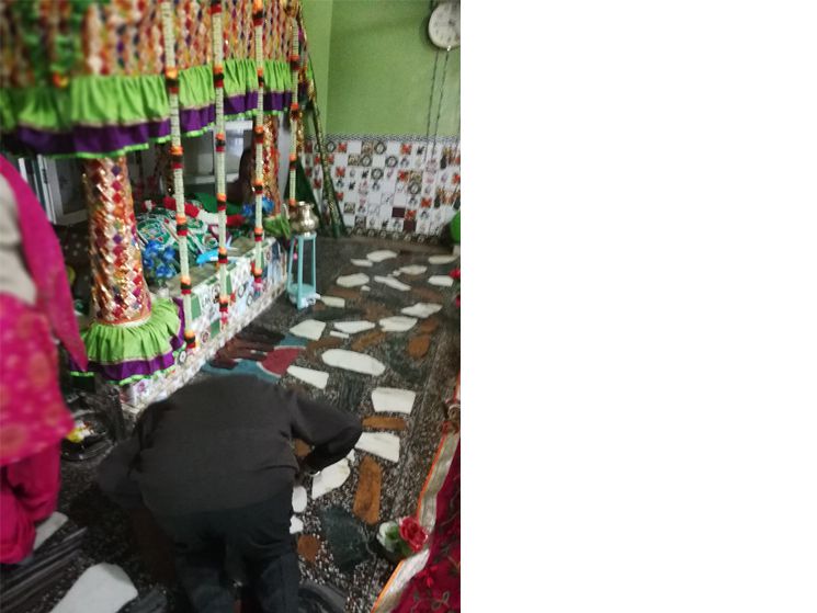 Inside the shrine for Mangu Shah pir in Sahni village, East Panjab