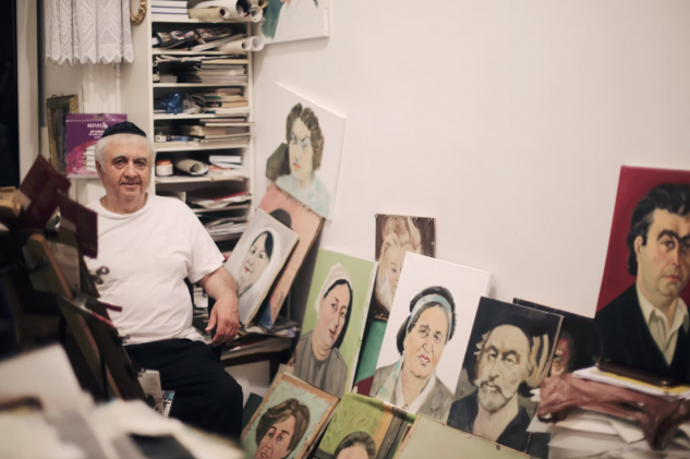 An artist paints the Bukharan Jewish community, Vienna
