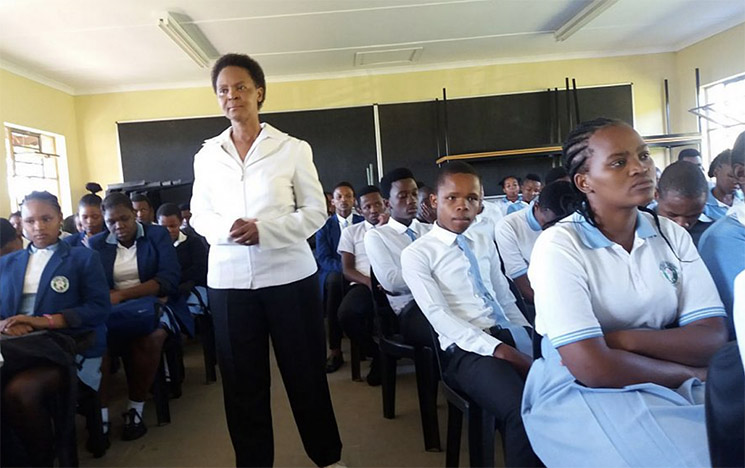 Gugu Mthombeni, Mandela Scholar