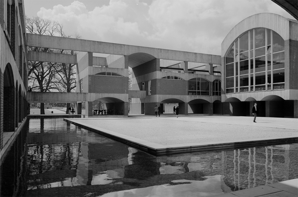 Black and white photo of Falmer House quad with a full moat.
