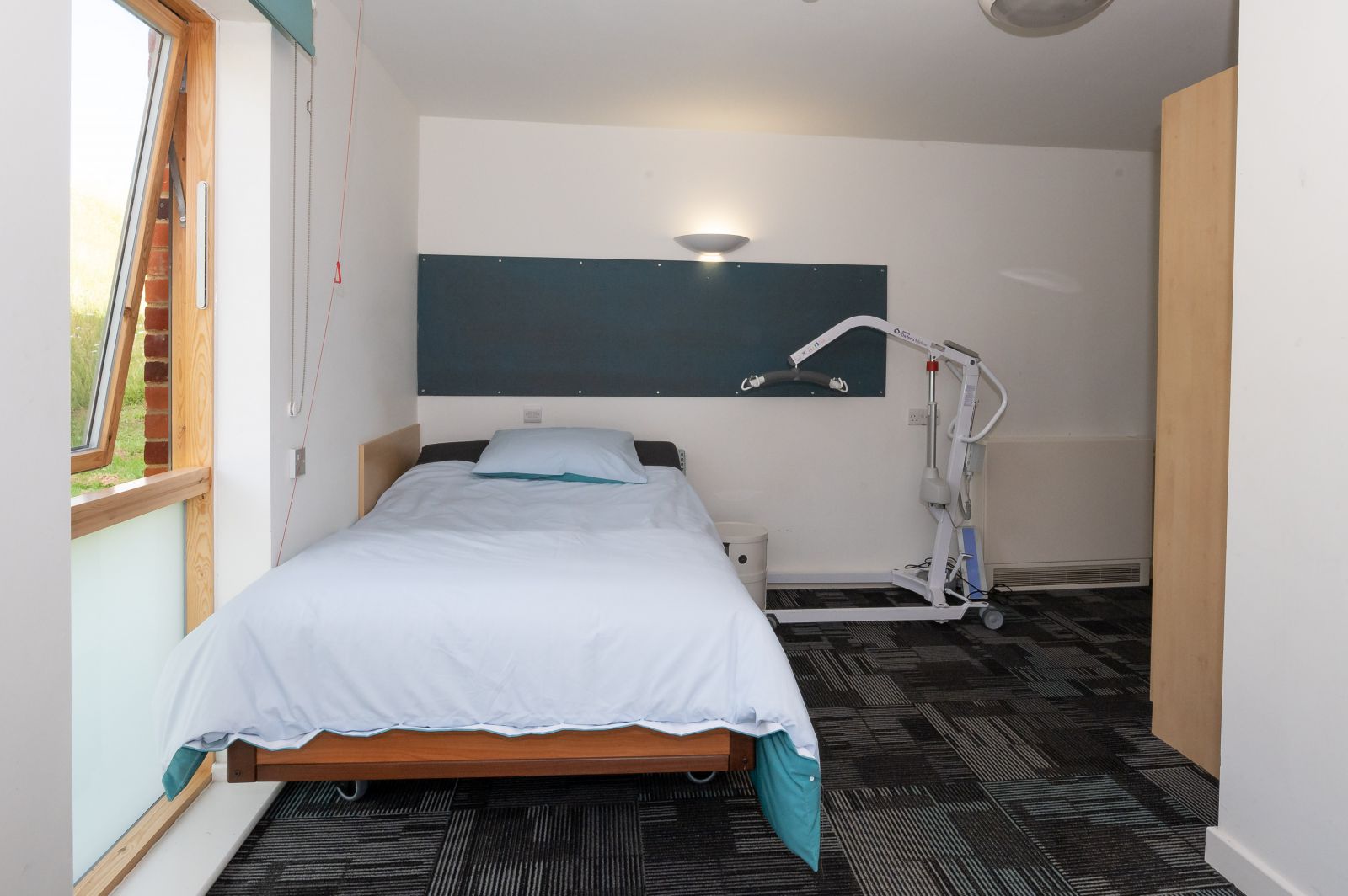 A Northfield accessible bedroom