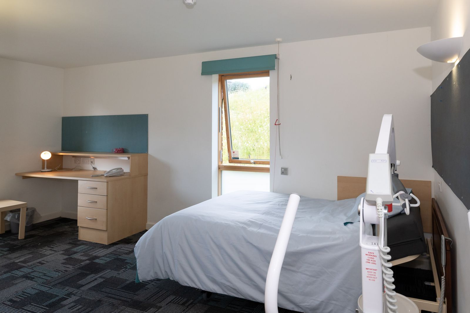 A Northfield accessible bedroom