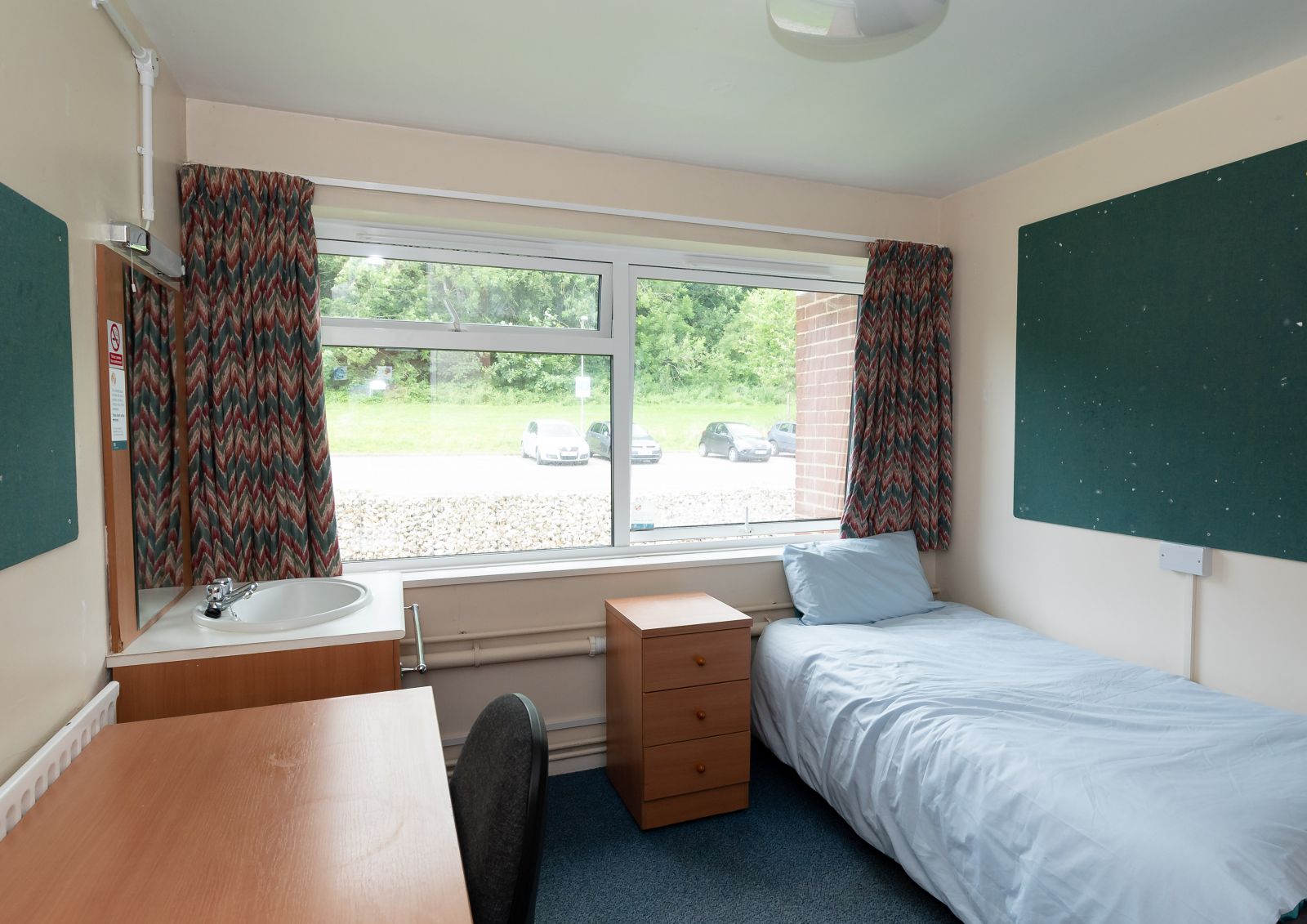 Norwich House accommodation bedroom