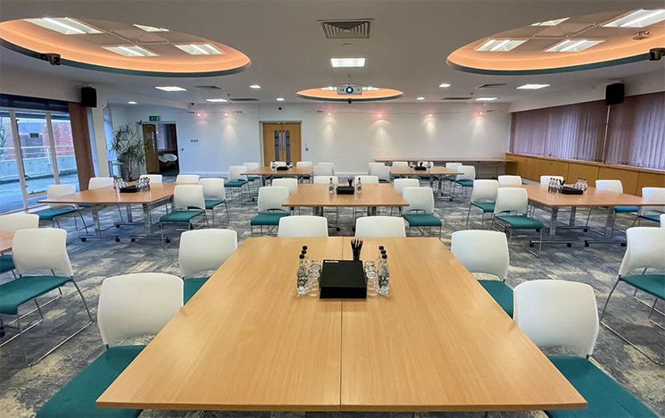 Light room with chairs and tables