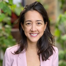 Headshot photo of Beatriz Kira