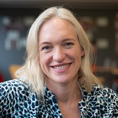 Headshot photo of Sarah Stephens