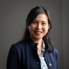 Headshot photo of Phoebe Li