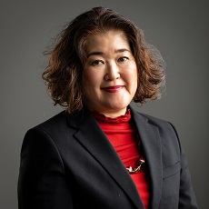 Headshot photo of Minako Morita-Jaeger
