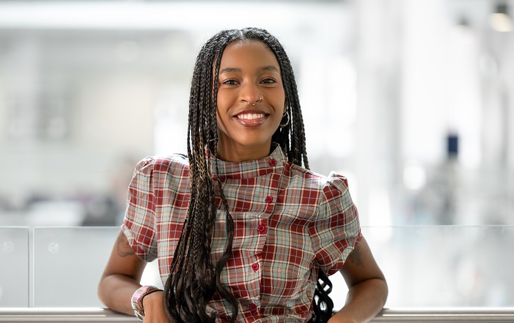 Headshot photo of Valentina Wampamba