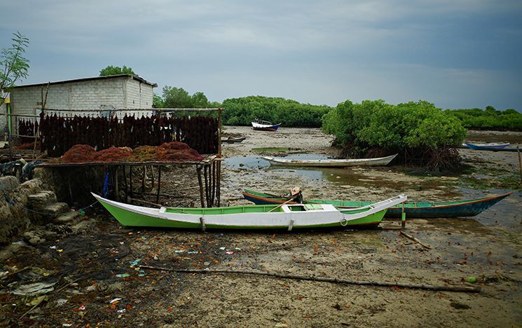 Small boat on the ground