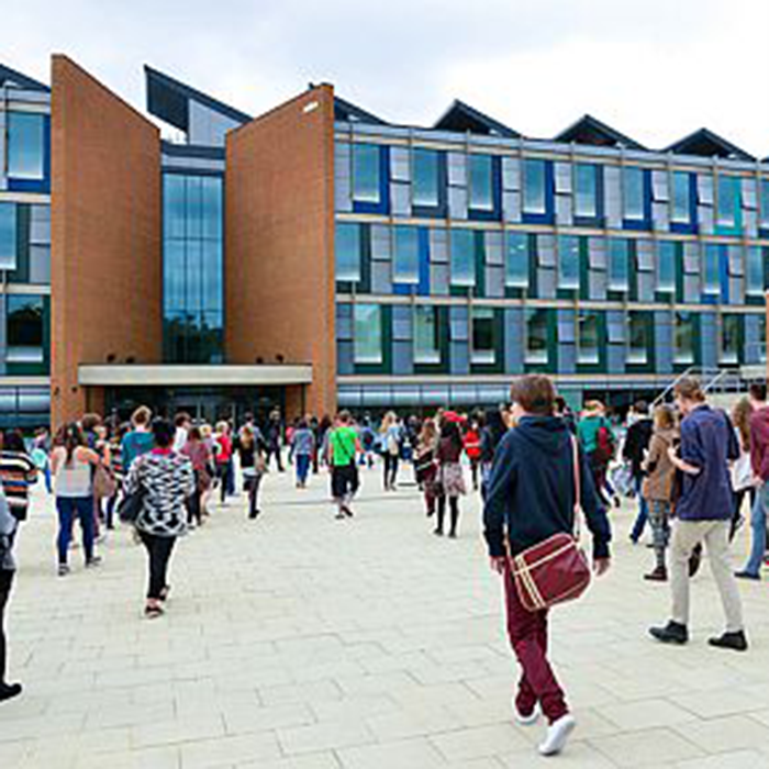 students walking towards jubilee