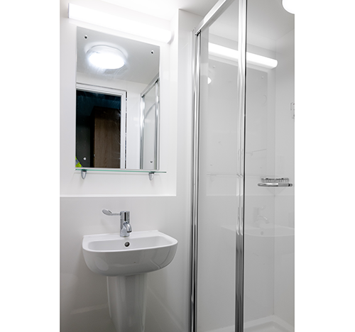 An ensuite bathroom in West Slope accommodation